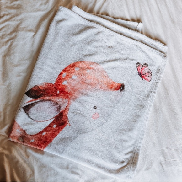 None Other - White Throw Blanket Cute Cartoon Deer